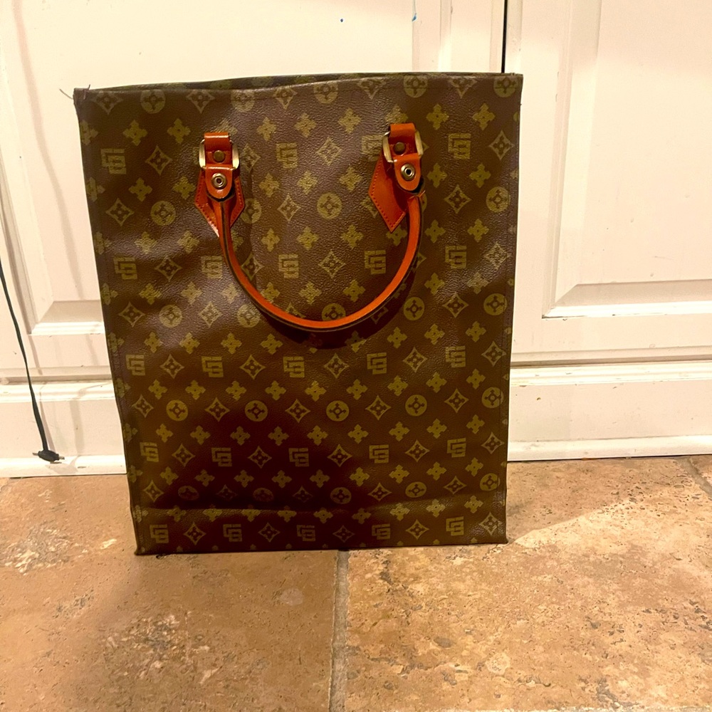 Beautiful Sac Plat style handbag